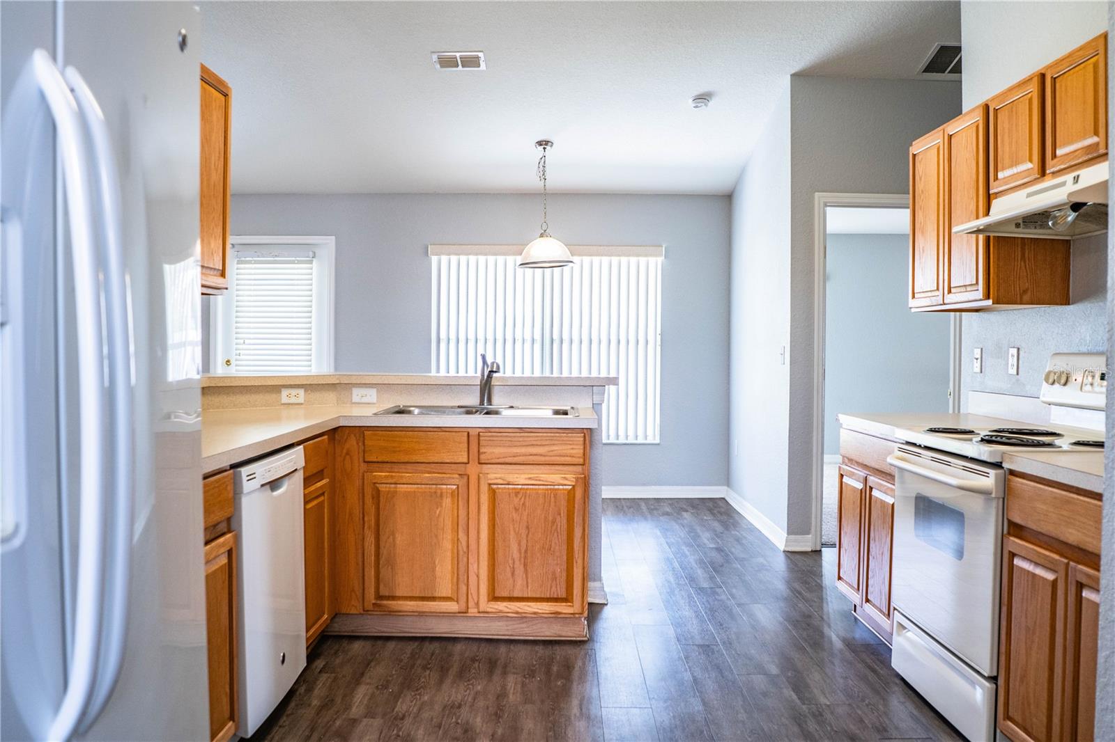 HAMILTON WEST PH 02 - Residential Lease