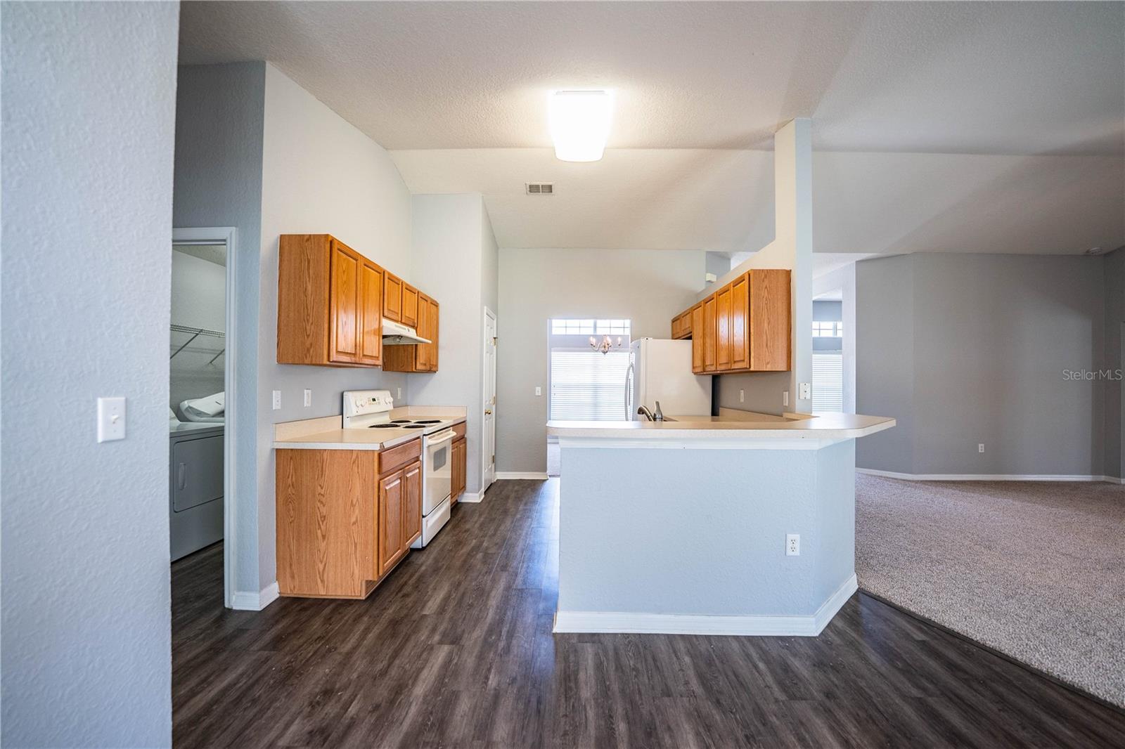 HAMILTON WEST PH 02 - Residential Lease