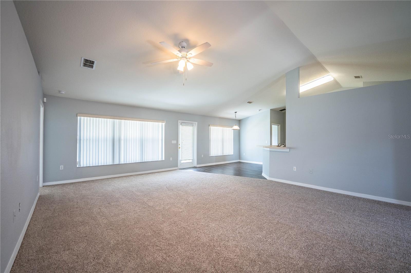 HAMILTON WEST PH 02 - Residential Lease