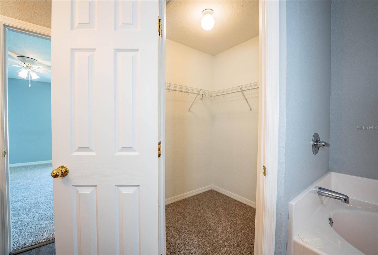 HAMILTON WEST PH 02 - Residential Lease