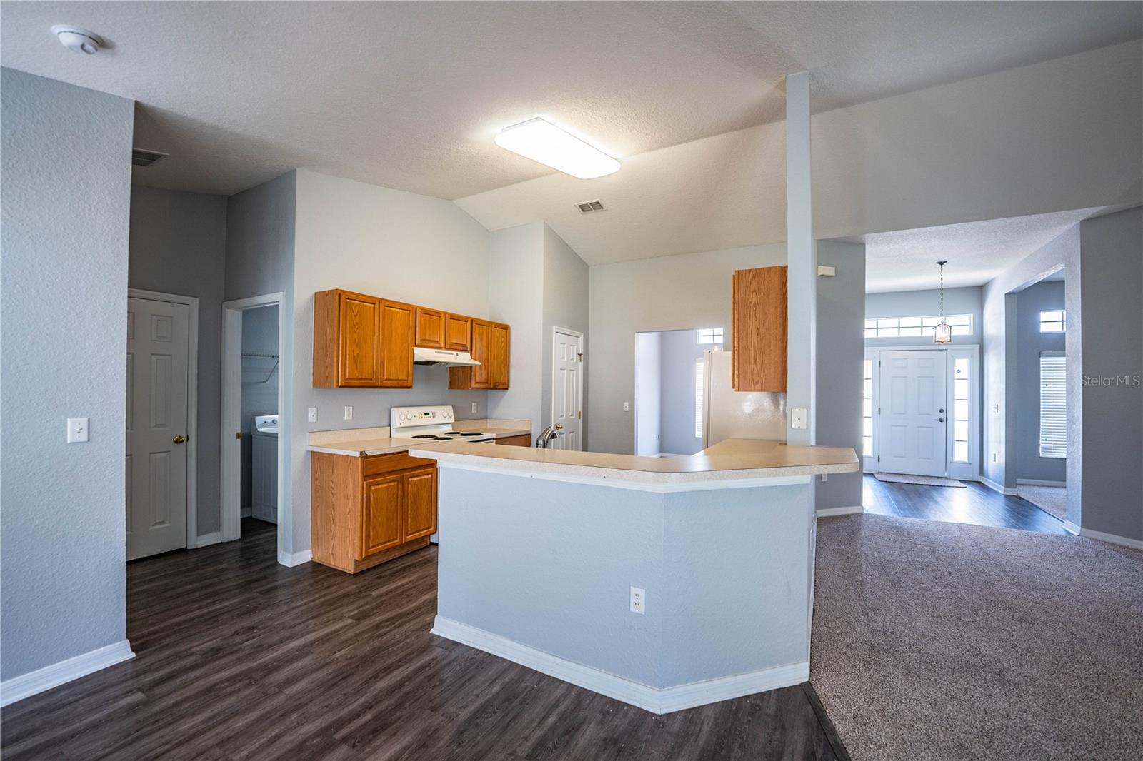 HAMILTON WEST PH 02 - Residential Lease