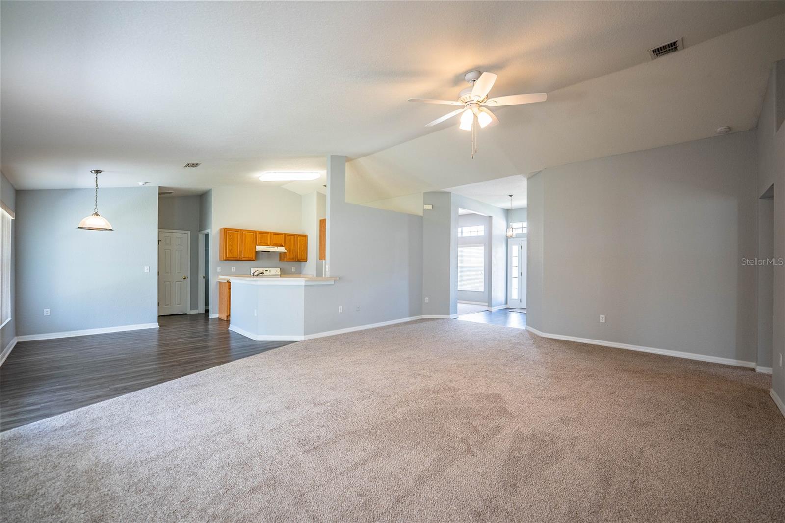 HAMILTON WEST PH 02 - Residential Lease