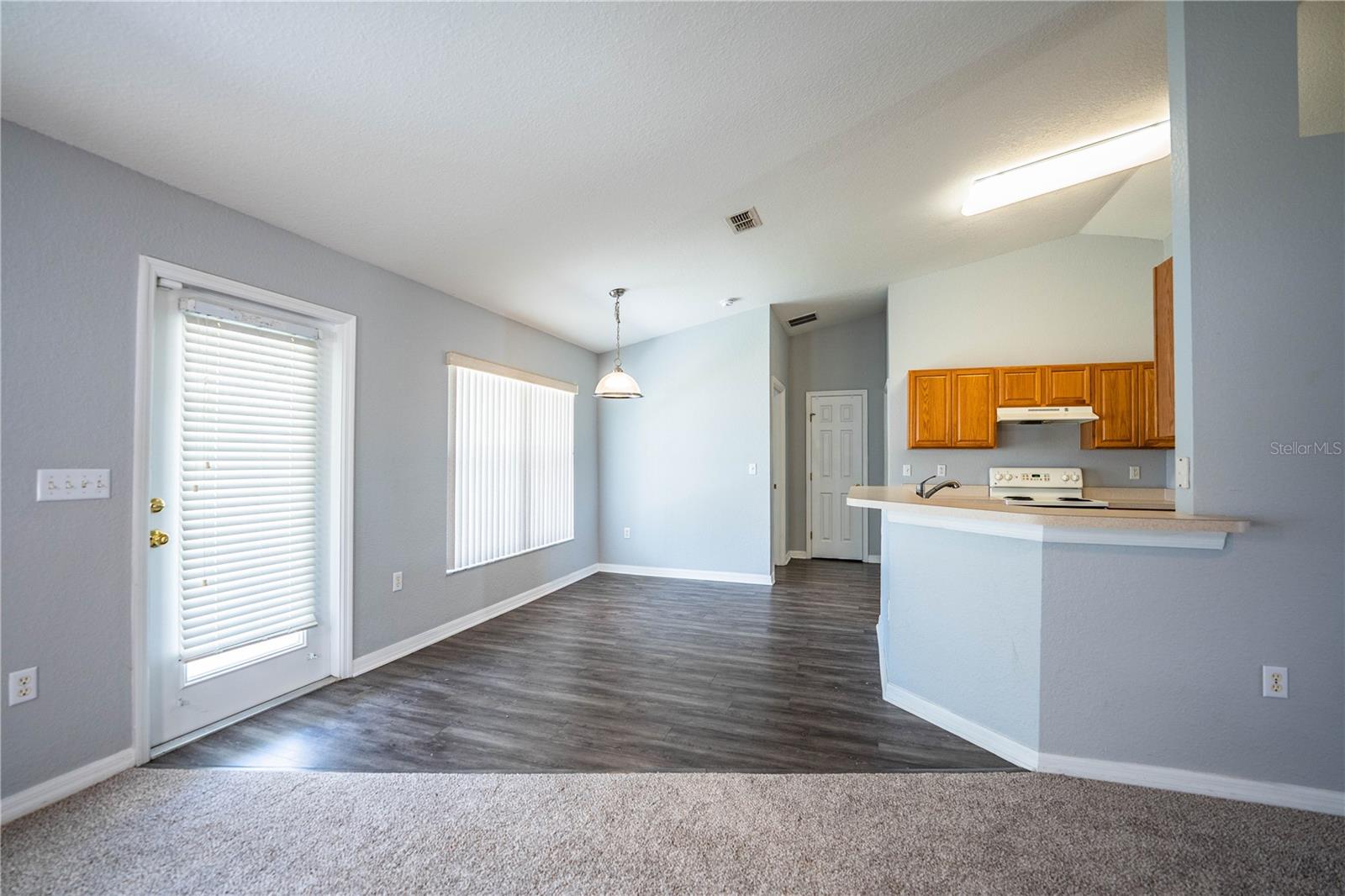 HAMILTON WEST PH 02 - Residential Lease