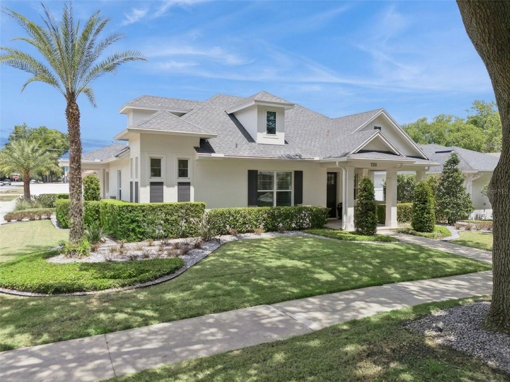 Photo of 1351 W Yale Street, Orlando, FL 32804 (MLS # O6404242)
