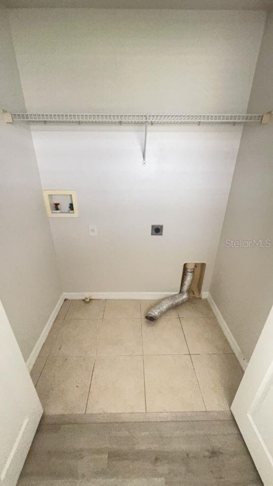 CYPRESS LAKE TOWNHOMES PHS II UNIT 2 - Residential Lease