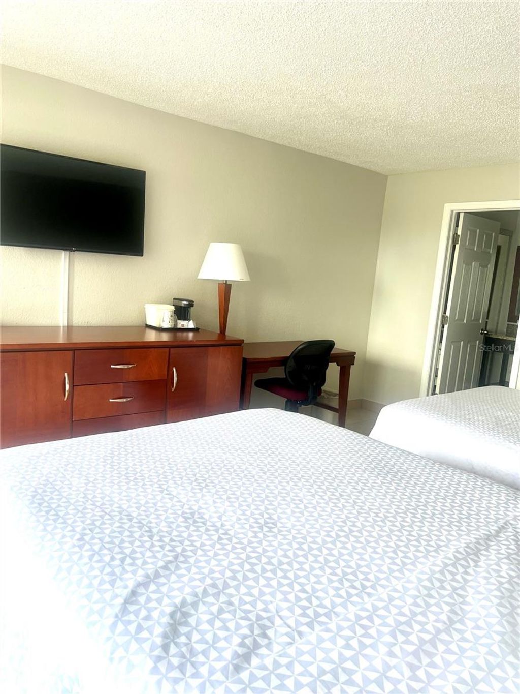 Photo of 504 S Gulfview Boulevard, Clearwater, FL 33767 (MLS # U8232488)