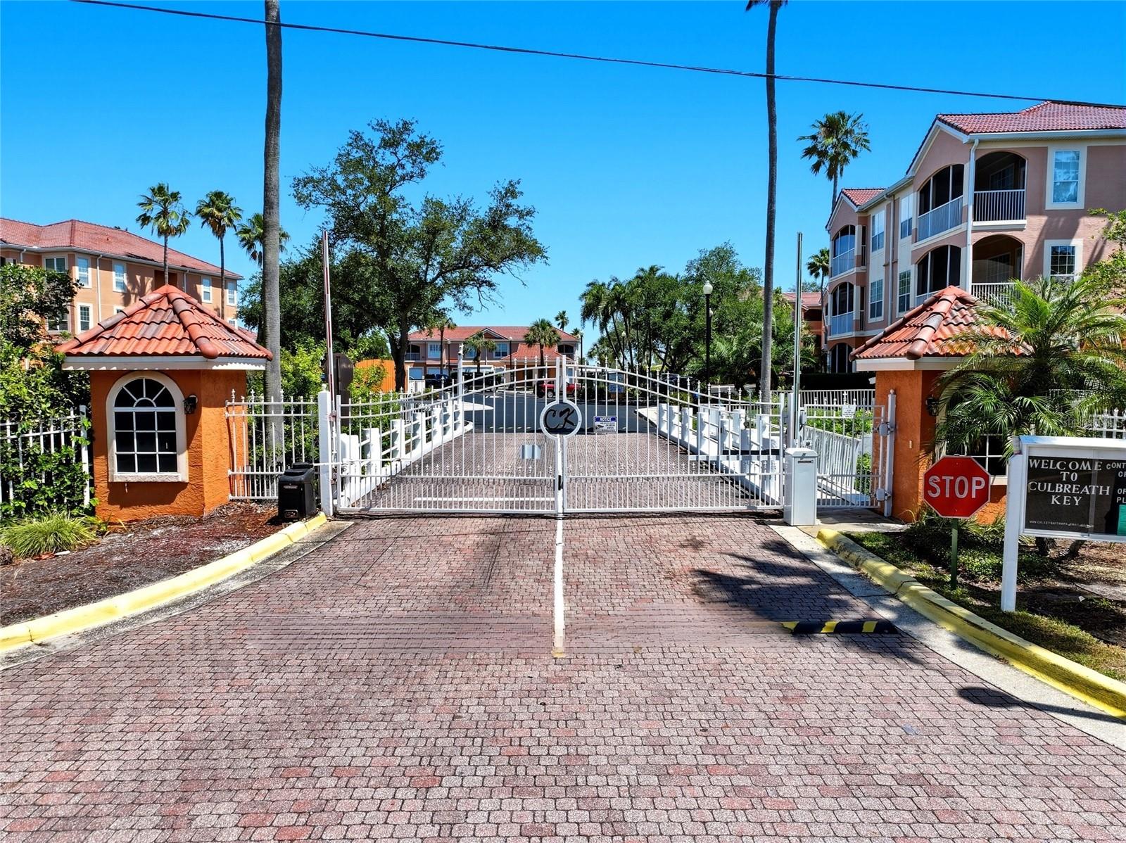 CULBREATH KEY BAYSIDE CONDOMIN - Residential