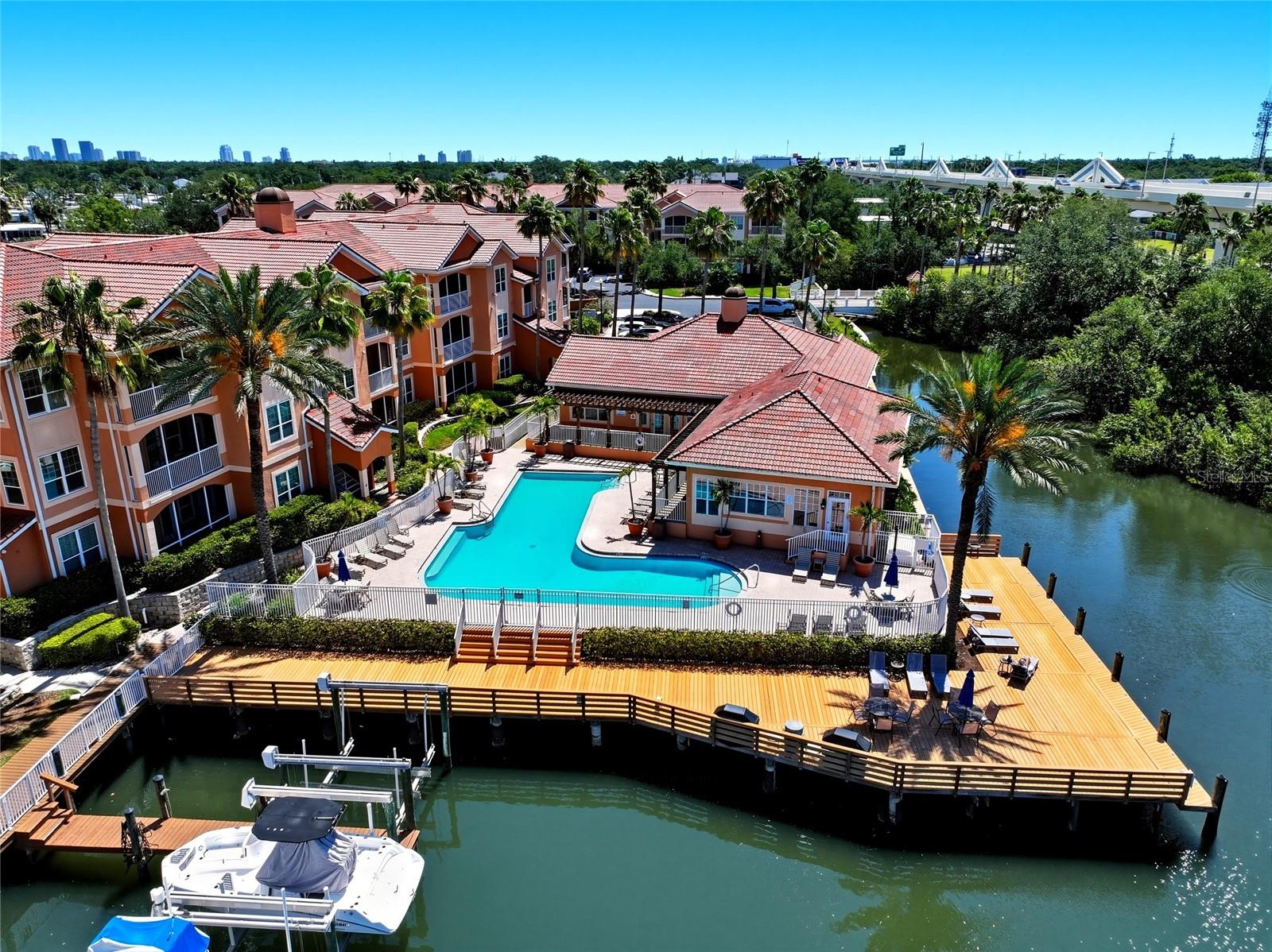 CULBREATH KEY BAYSIDE CONDOMIN - Residential