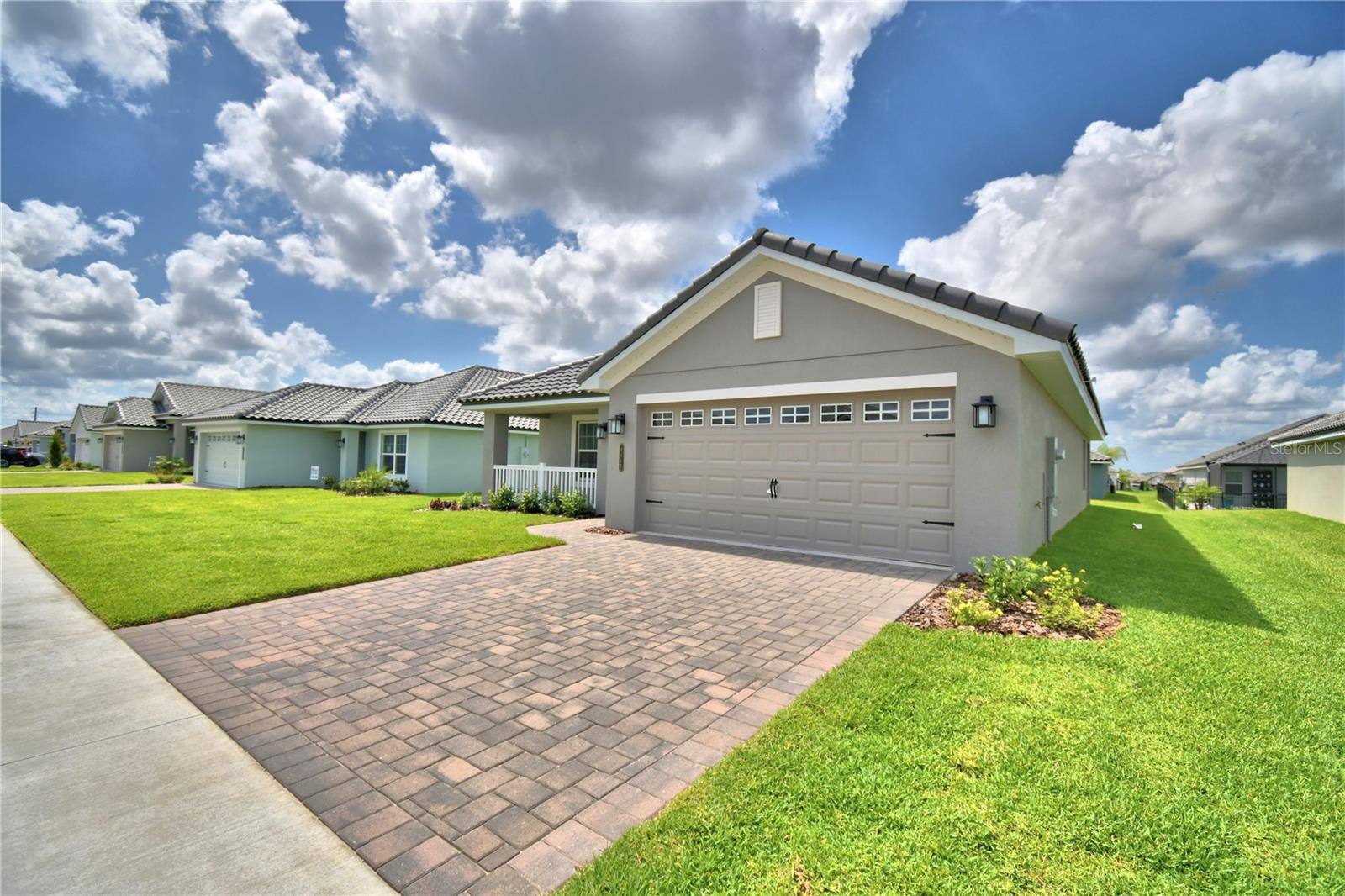 4663 GRANDVIEW GLEN DRIVE
