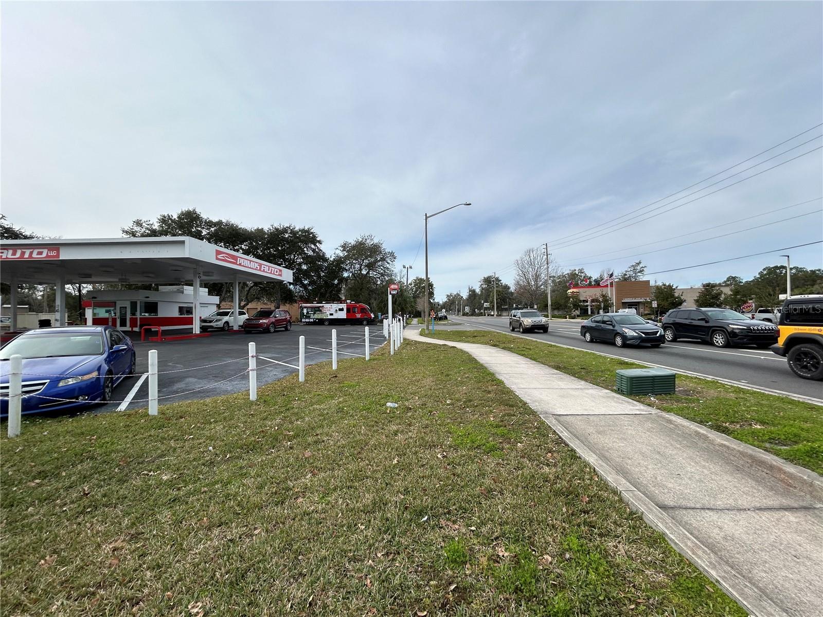 1516 N MAIN STREET