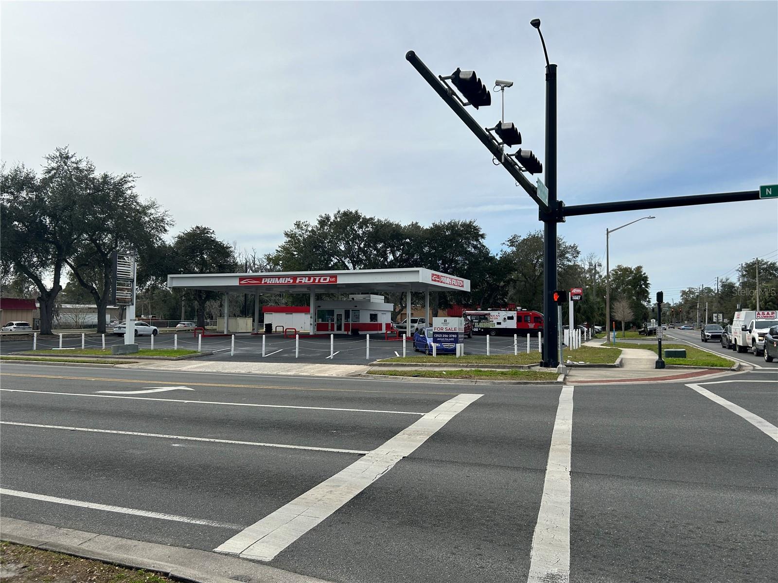 1516 N MAIN STREET
