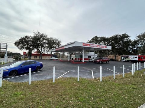 1516 N MAIN STREET GAINESVILLE FL 32601