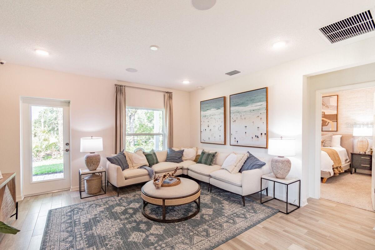 HAMMOCKS AT WEST PORT - Residential