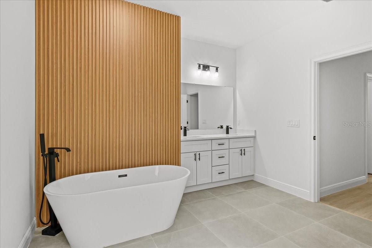 CITRUS SPGS UNIT 13 - Residential