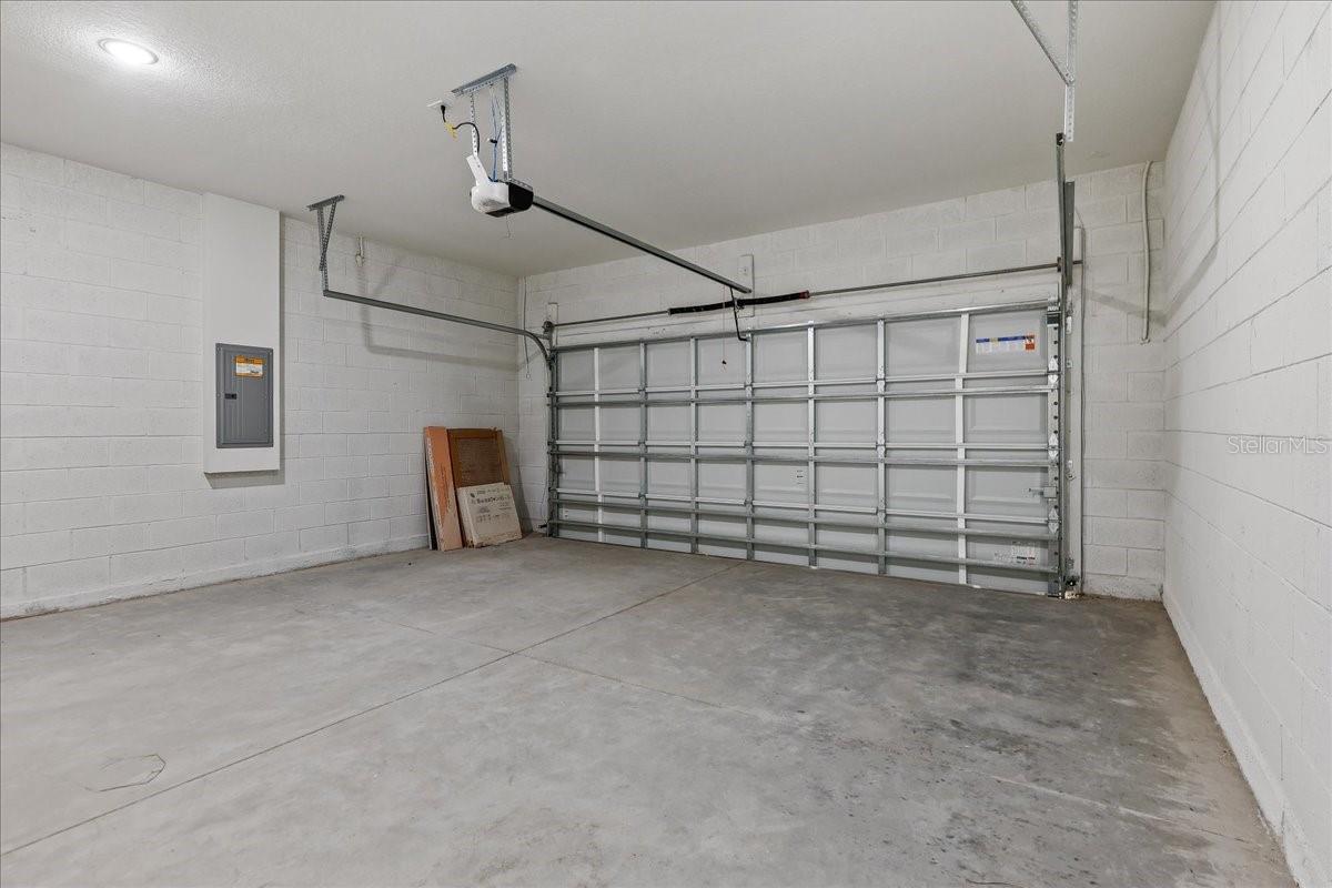 CITRUS SPGS UNIT 13 - Residential