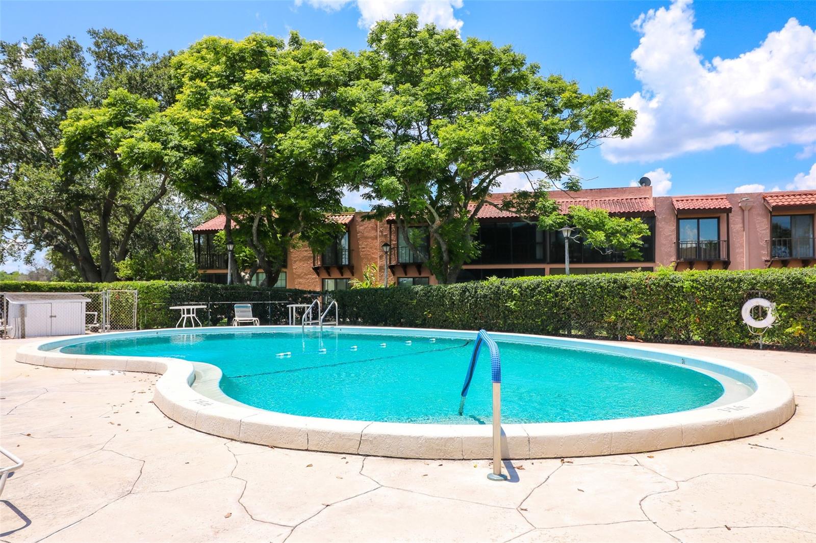 LA CASA - Residential