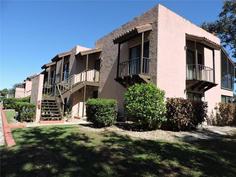 Photo of 133 La Casa #133, Lake Wales, FL 33898 (MLS # K4903107)