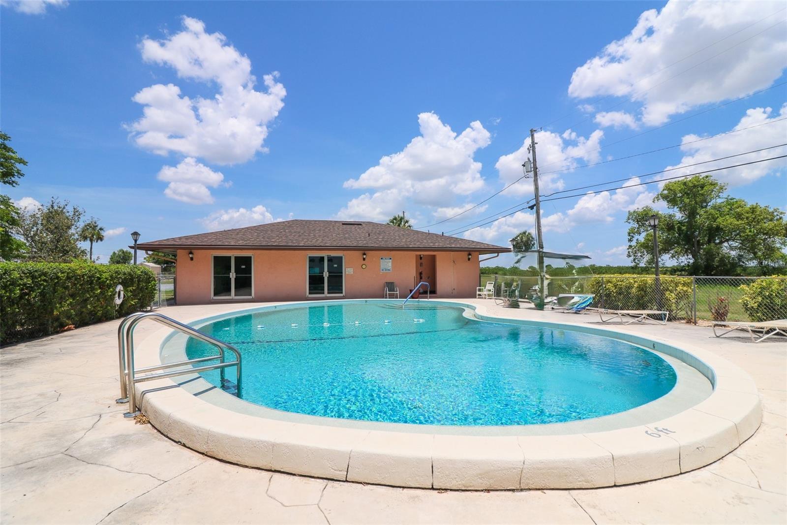 LA CASA - Residential