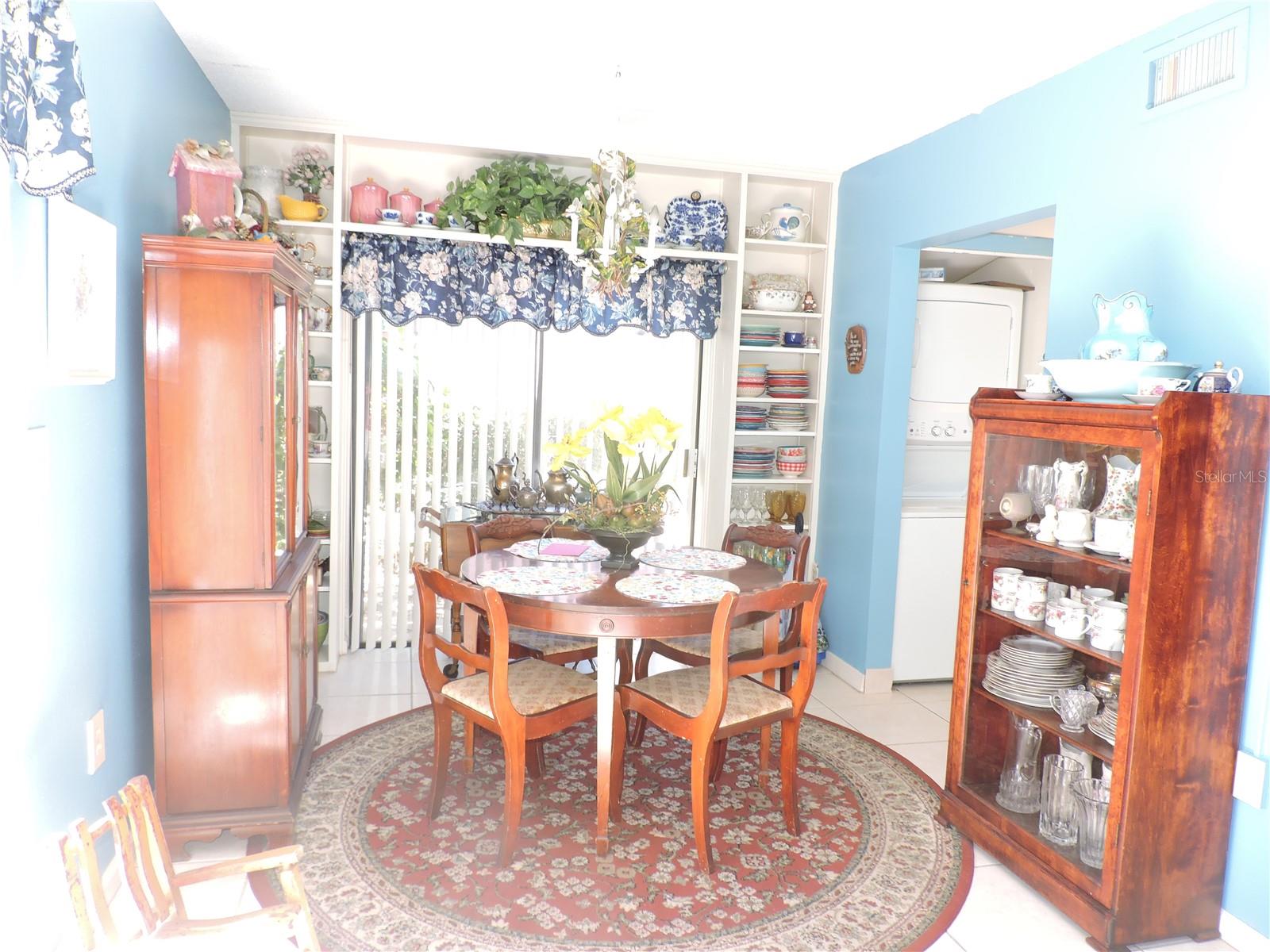 LA CASA - Residential