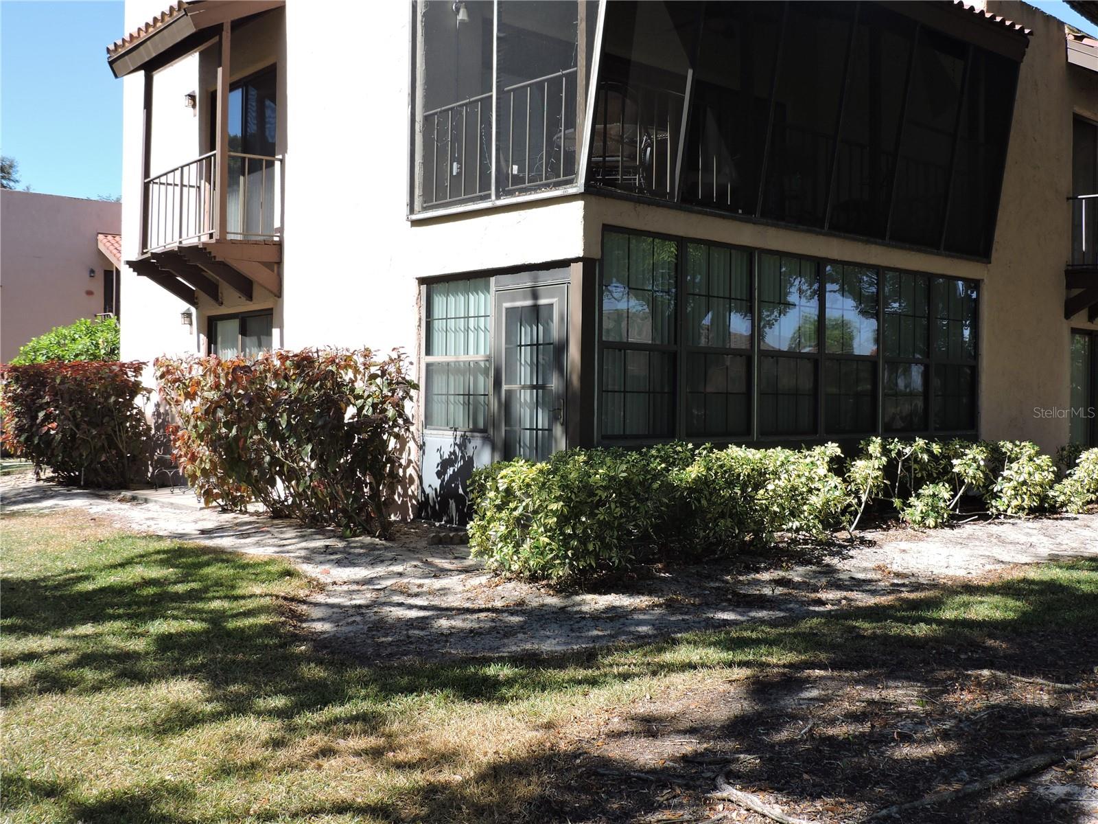 LA CASA - Residential