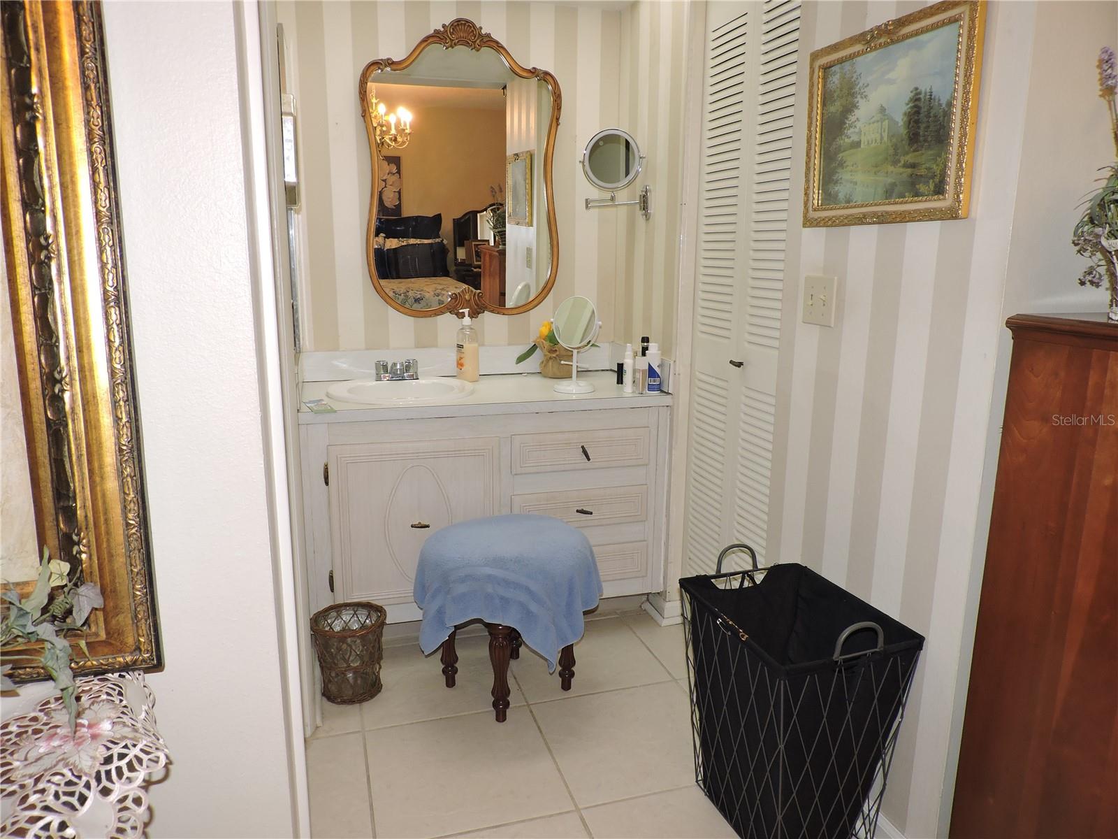 LA CASA - Residential