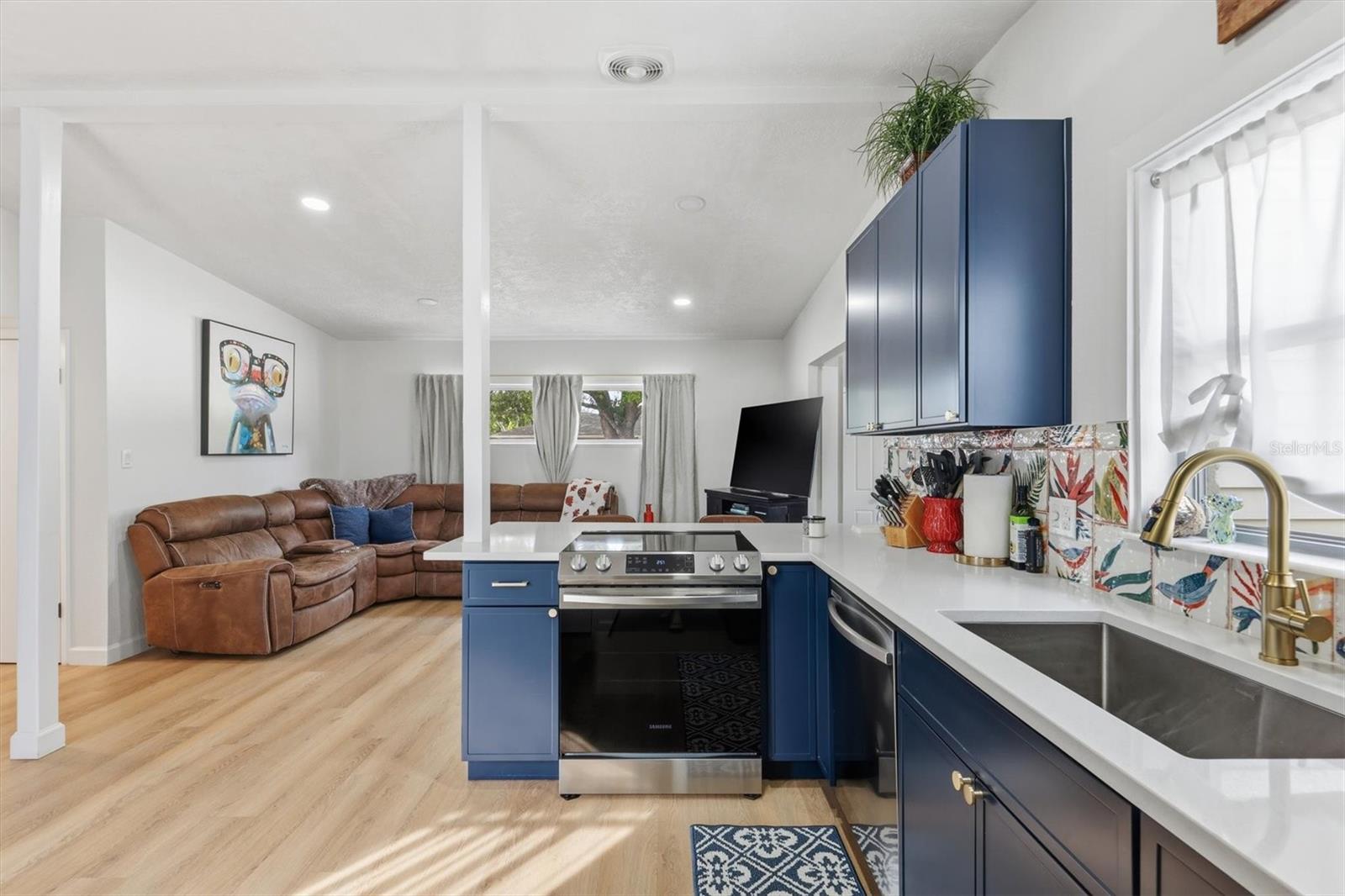 SARASOTA SPGS - Residential