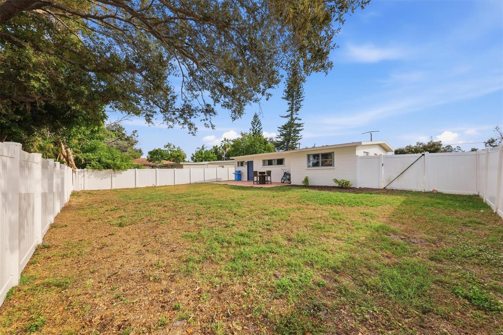 SARASOTA SPGS - Residential