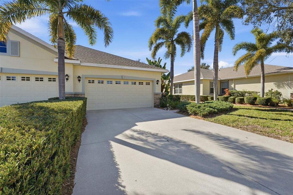 Photo of 9419 Carnaby Drive, Venice, FL 34293 (MLS # N6142487)