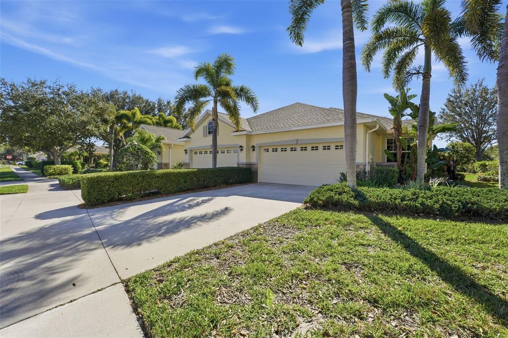 Photo of 9419 Carnaby Drive, Venice, FL 34293 (MLS # N6142487)