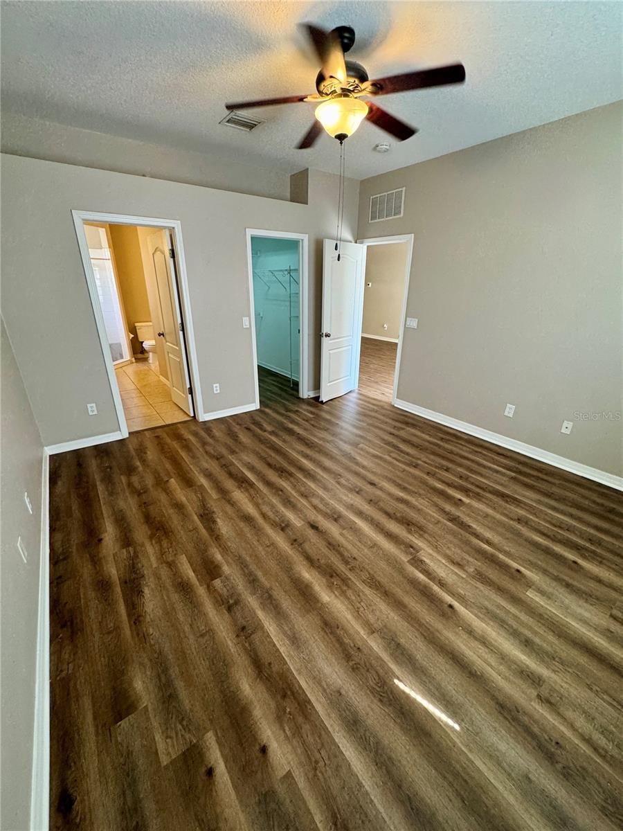 WELLINGTON SOUTH AT BAY PARK - Residential