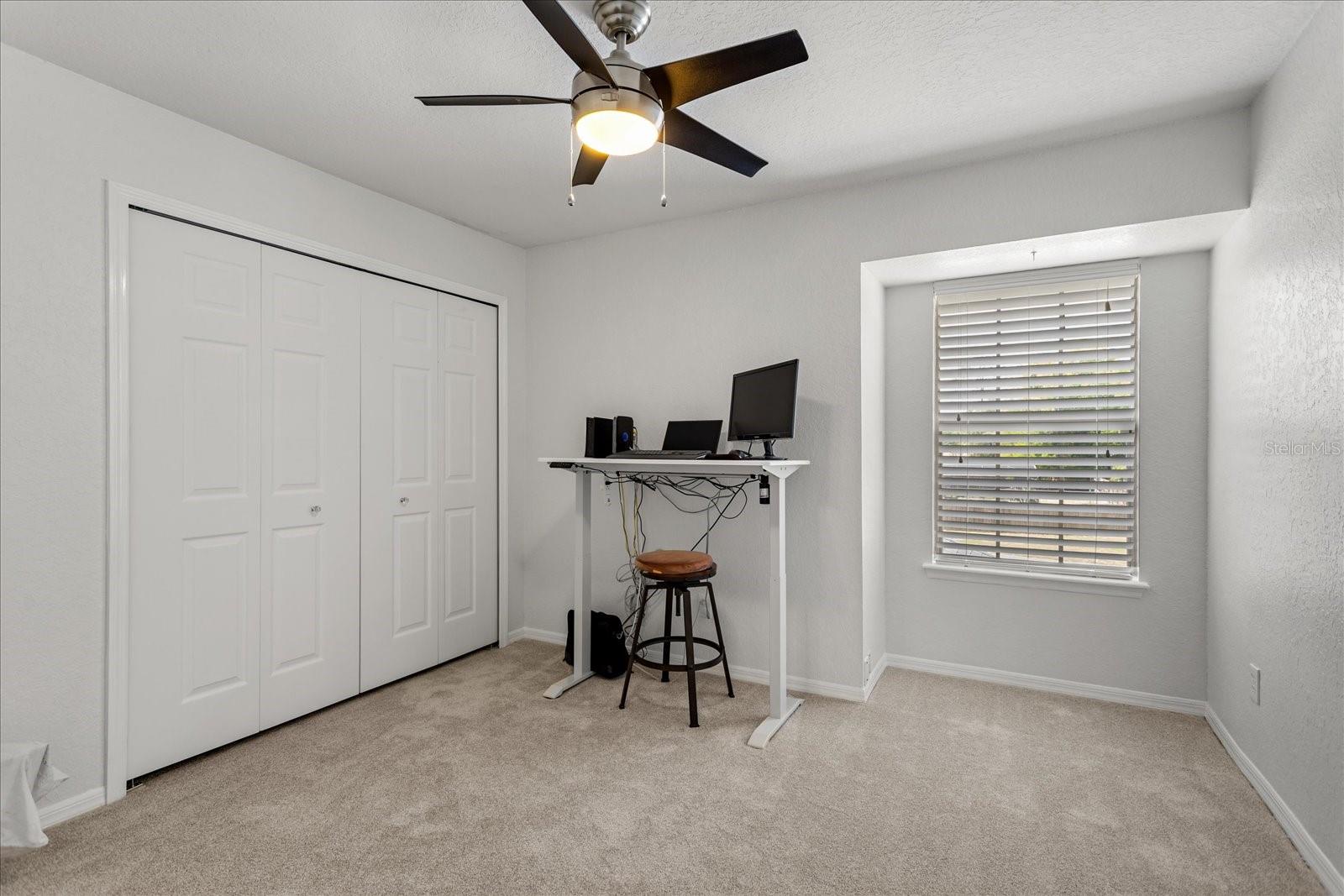 NORTHRIDGE - Residential