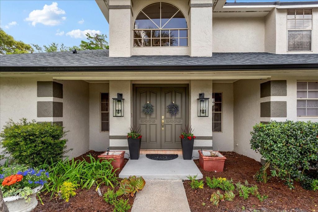 Photo of 1321 S Ridge Lake Circle, Longwood, FL 32750 (MLS # O6395630)