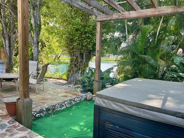 MAPLE LAKES - Residential