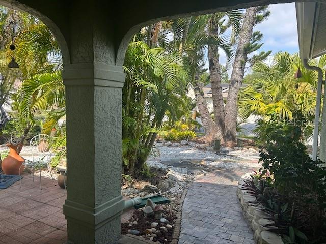 MAPLE LAKES - Residential