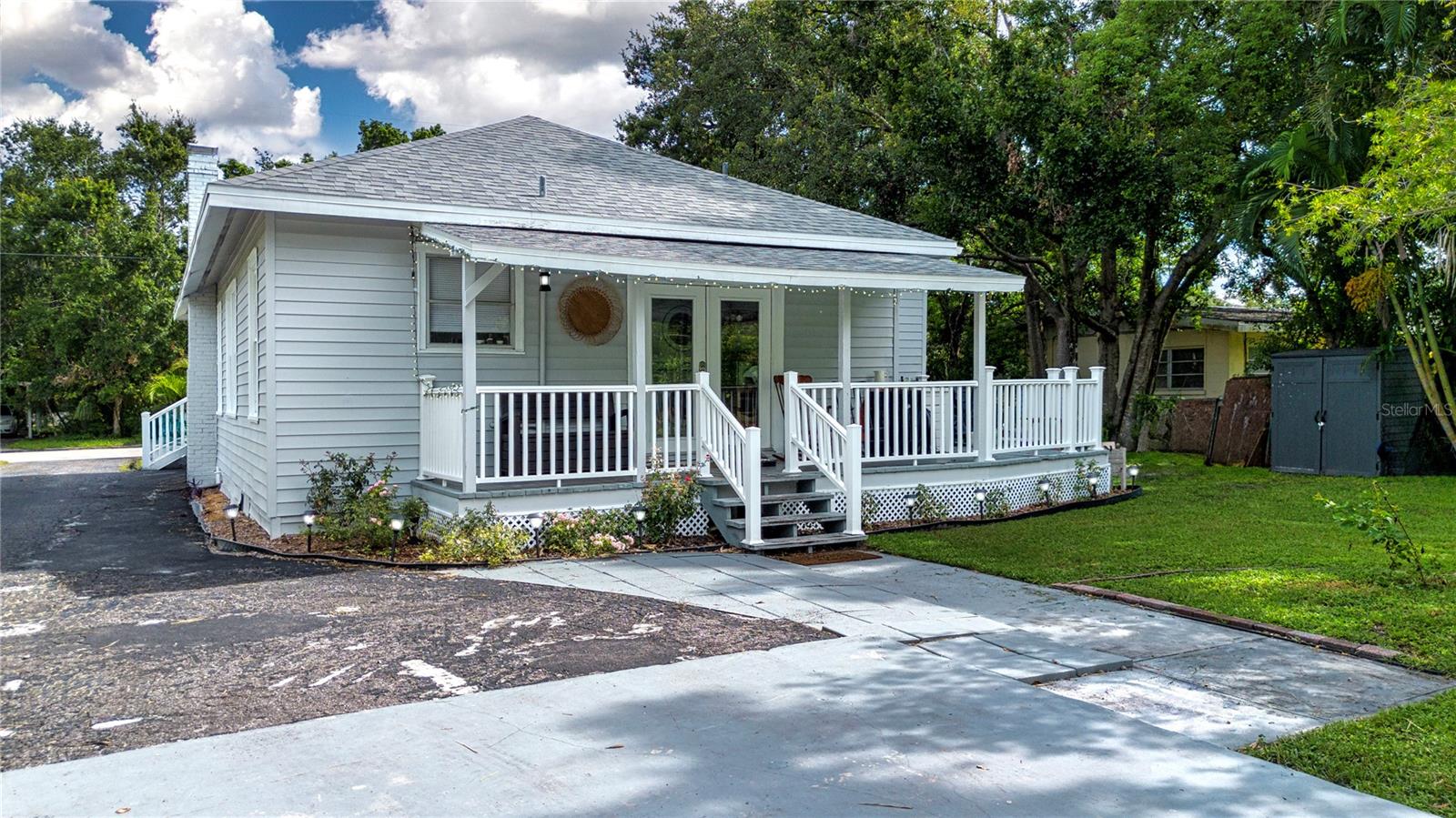 Welcome to this beautiful home located in the heart of Palmetto's sought-after Historic District. This neighborhood is know for its Old Florida charm and community feel where you can walk to the Manatee River Marina area for sunsets, ice cream or dinner at the Riverhouse Restaurant. Also in walking distance is the library and beautiful Sutton Park. This home, which offers the perfect blend of classic character and modern comfort, was updated in 2021 with beautiful granite countertops, new cabinets and appliances, new flooring and also a new roof. Out back you will love the expansive backyard - perfect for entertaining, gardening, or relaxing in the Florida sun. With plenty of room for a pool or outdoor living space, the possibilities are endless. The location can't be beat with easy access to Sarasota, Bradenton, St. Pete and Tampa where you will find lots of activities. Emerson Points is nearby, a 365 acre preserve where you can kayak and canoe or bike on the great trails. Don't forget our beautiful Gulf beaches are just a short drive away! This property was unaffected by recent storms. No deed restrictions.