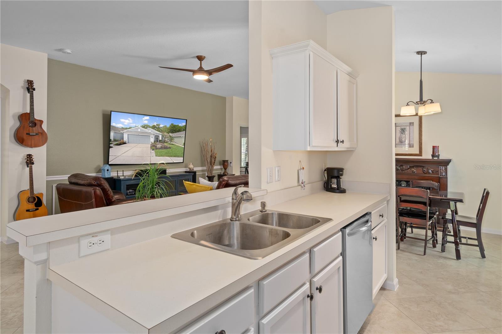 LEXINGTON OAKS VILLAGE 25 26 - Residential