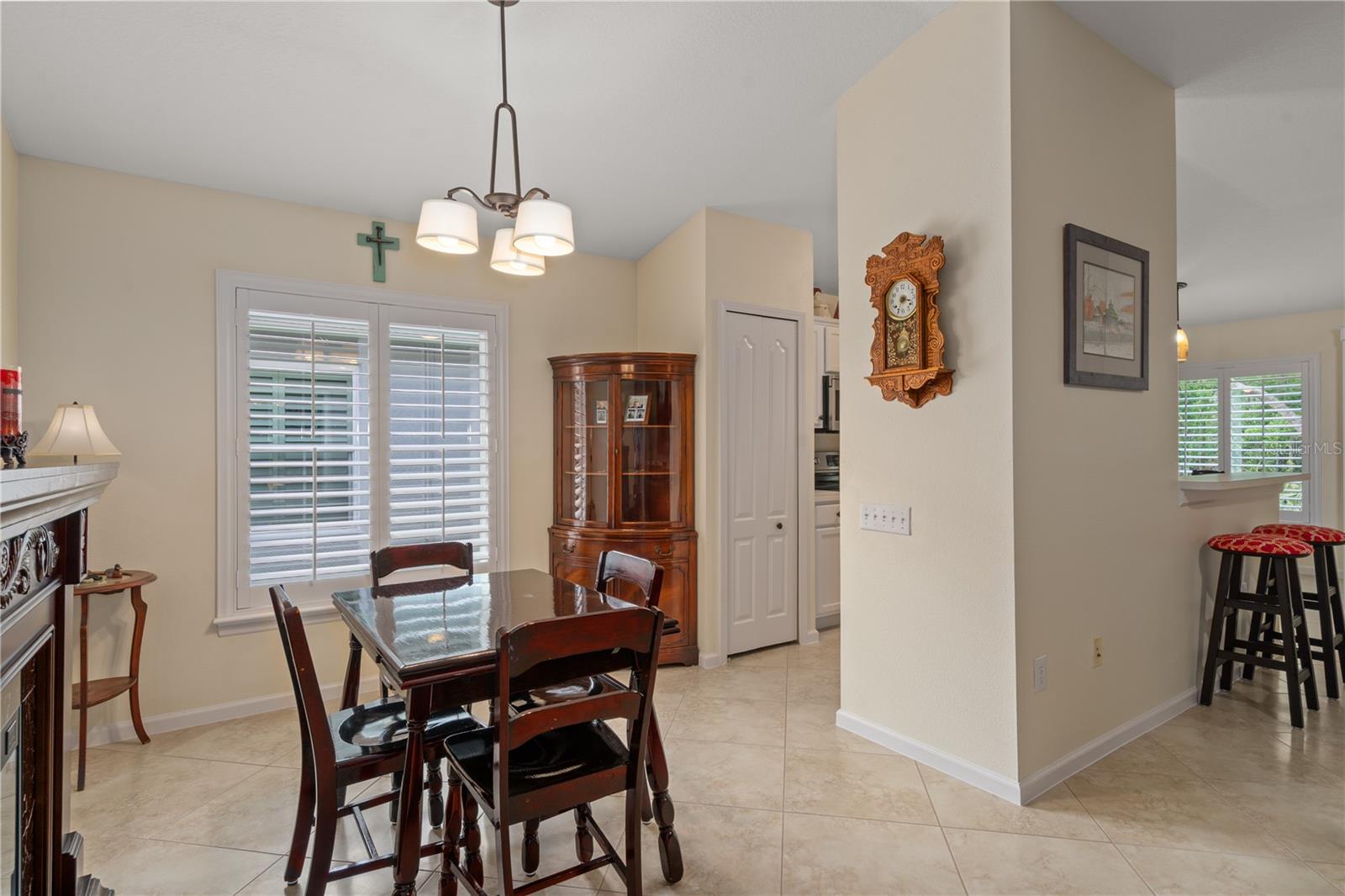 LEXINGTON OAKS VILLAGE 25 26 - Residential