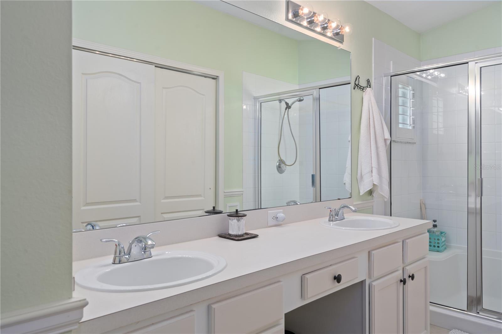 LEXINGTON OAKS VILLAGE 25 26 - Residential