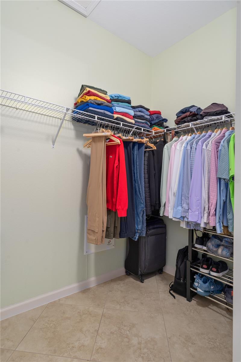 LEXINGTON OAKS VILLAGE 25 26 - Residential