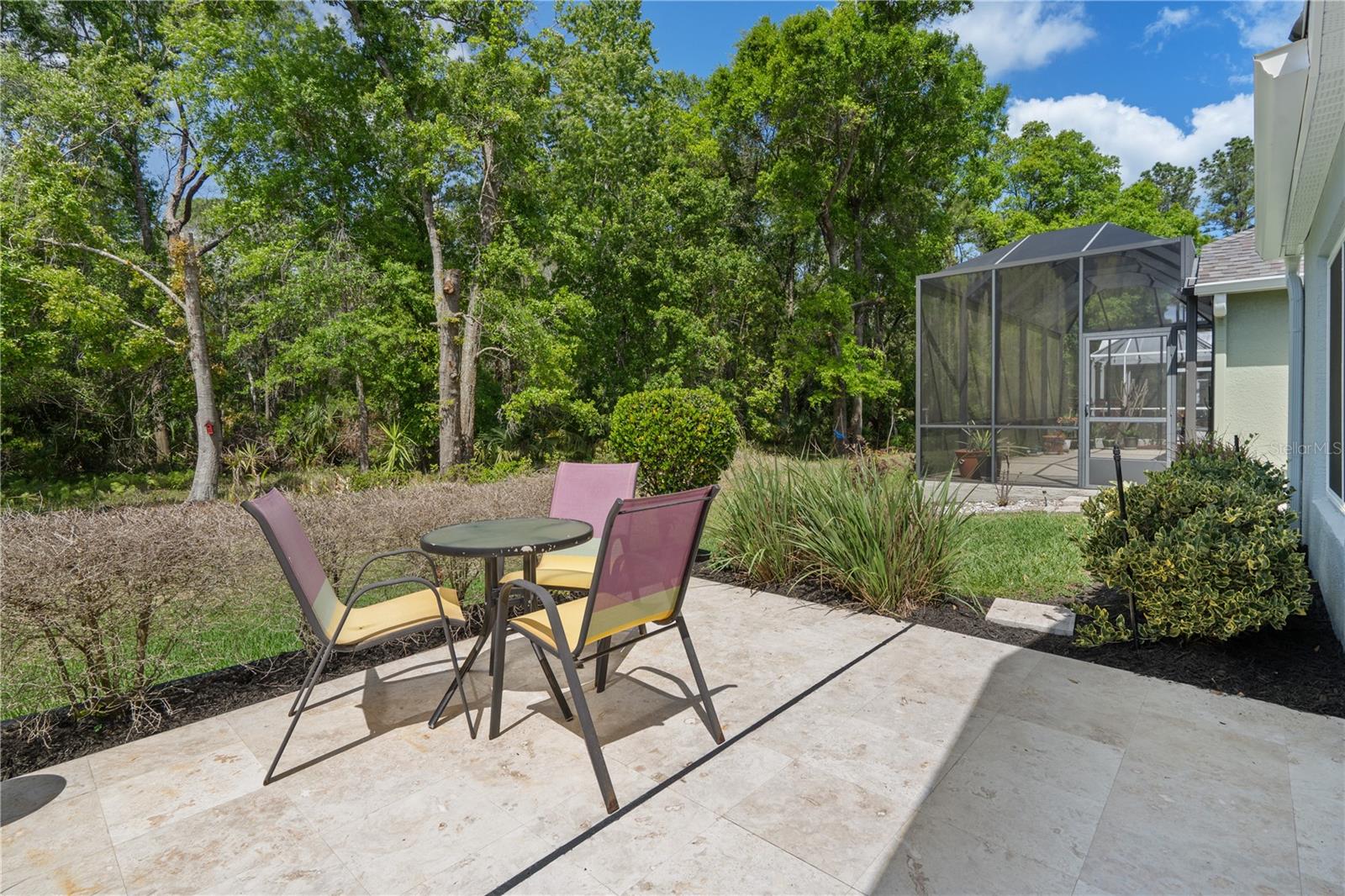 LEXINGTON OAKS VILLAGE 25 26 - Residential