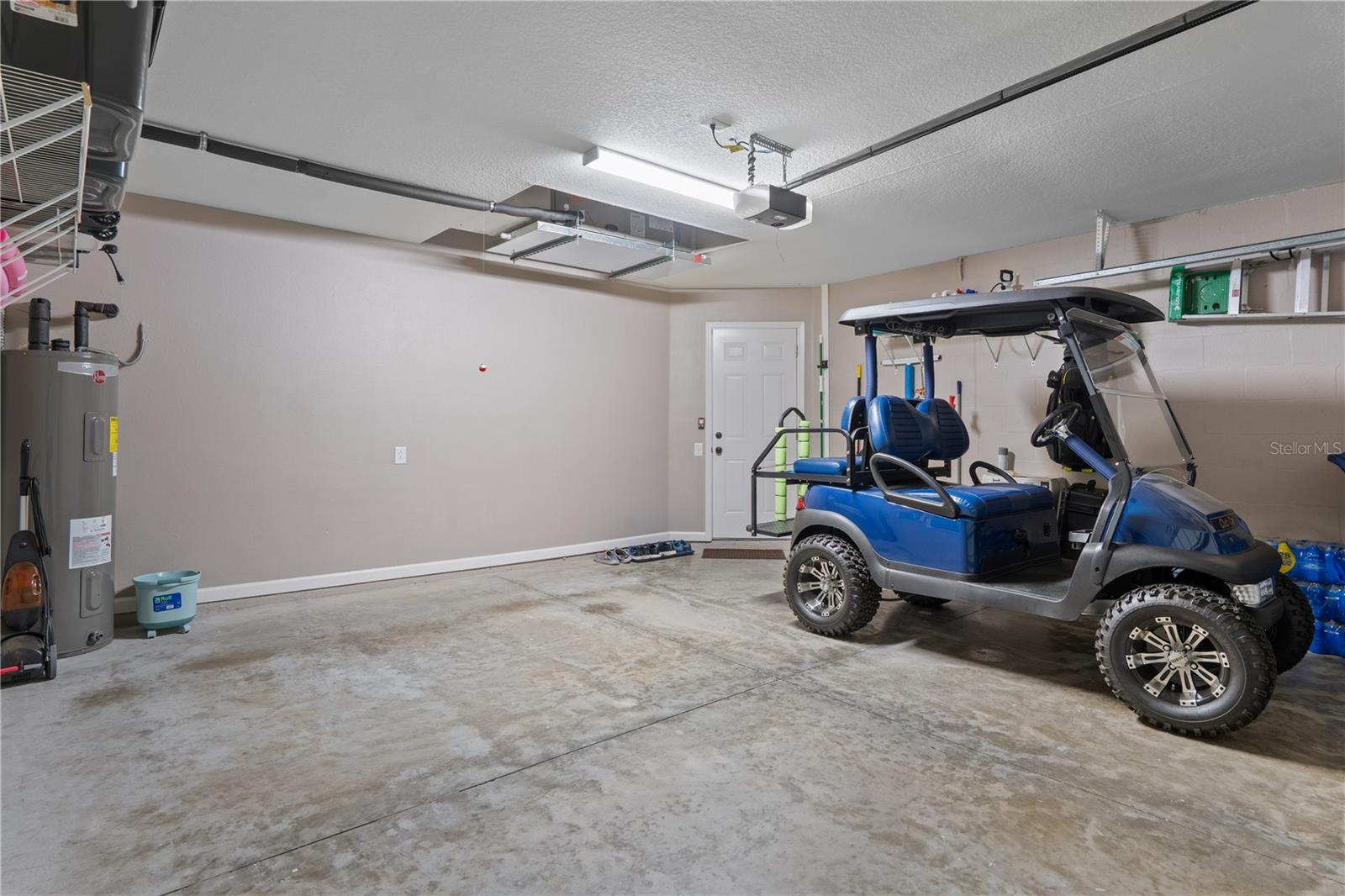 LEXINGTON OAKS VILLAGE 25 26 - Residential