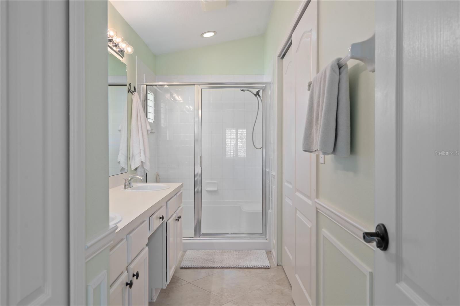 LEXINGTON OAKS VILLAGE 25 26 - Residential