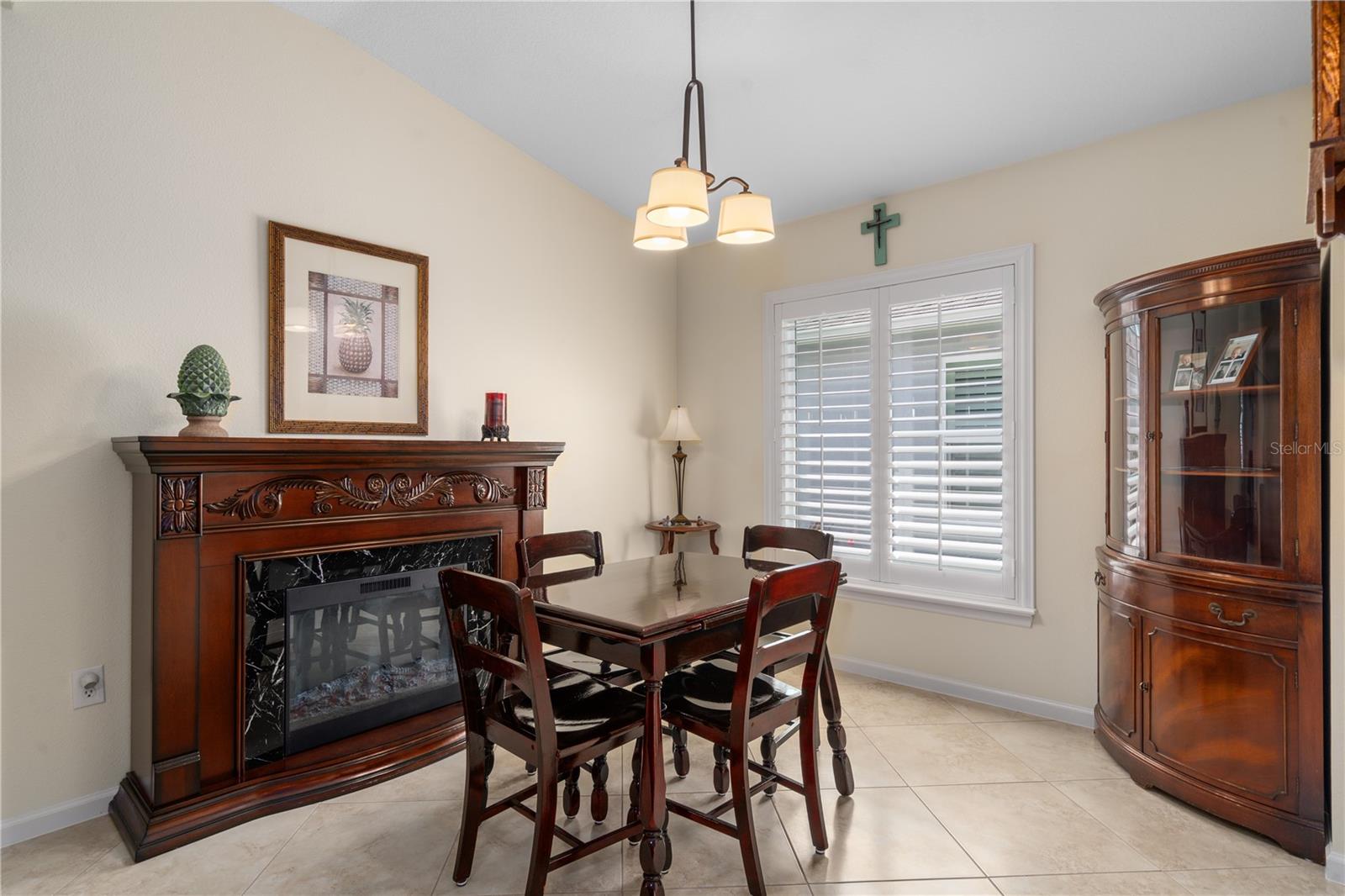 LEXINGTON OAKS VILLAGE 25 26 - Residential