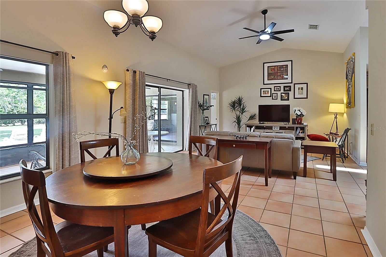 DEER RUN - Residential