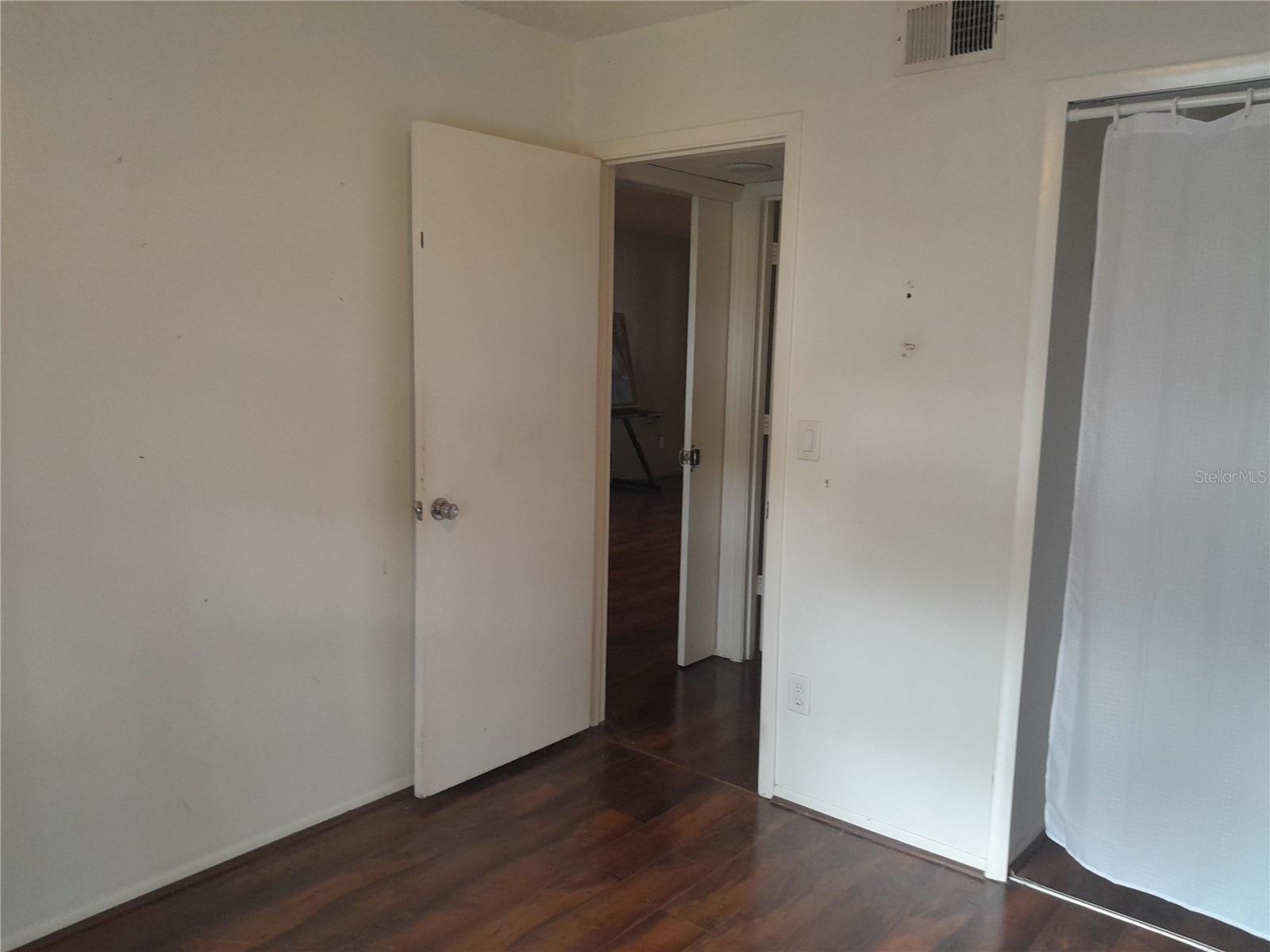 NORTHLAKE VILLAGE CONDO 8 - Residential