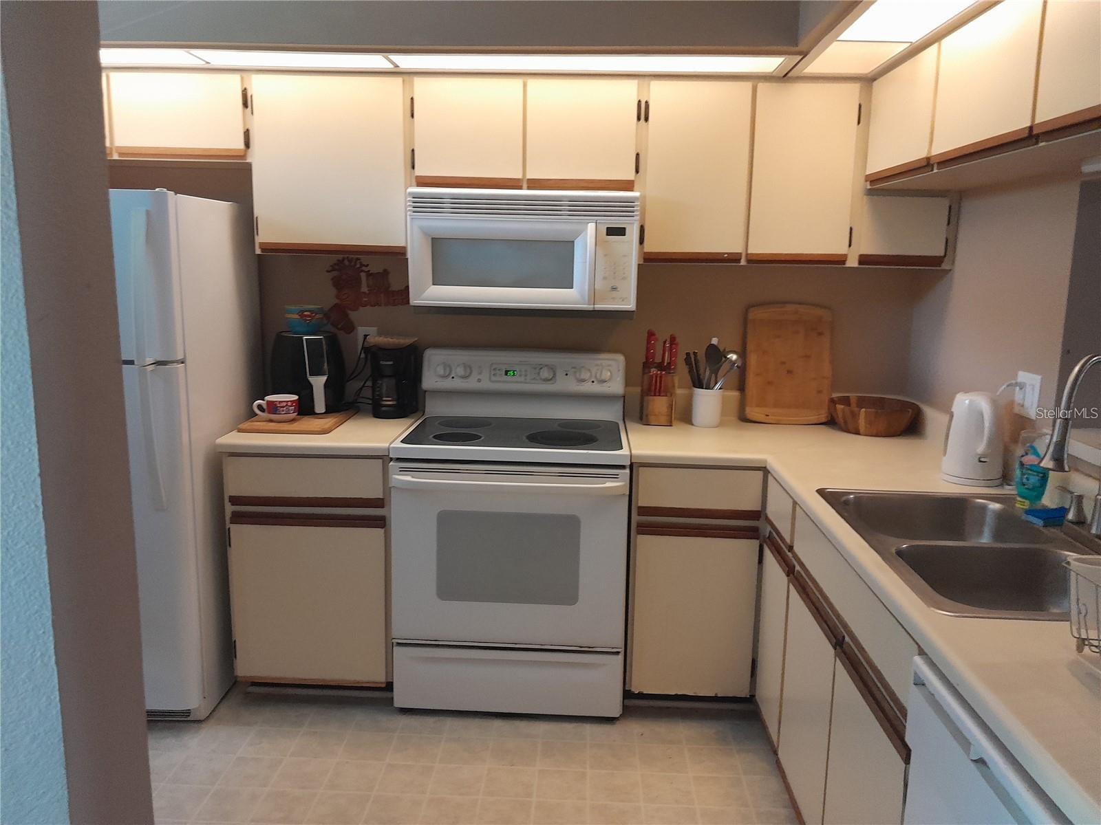 NORTHLAKE VILLAGE CONDO 8 - Residential