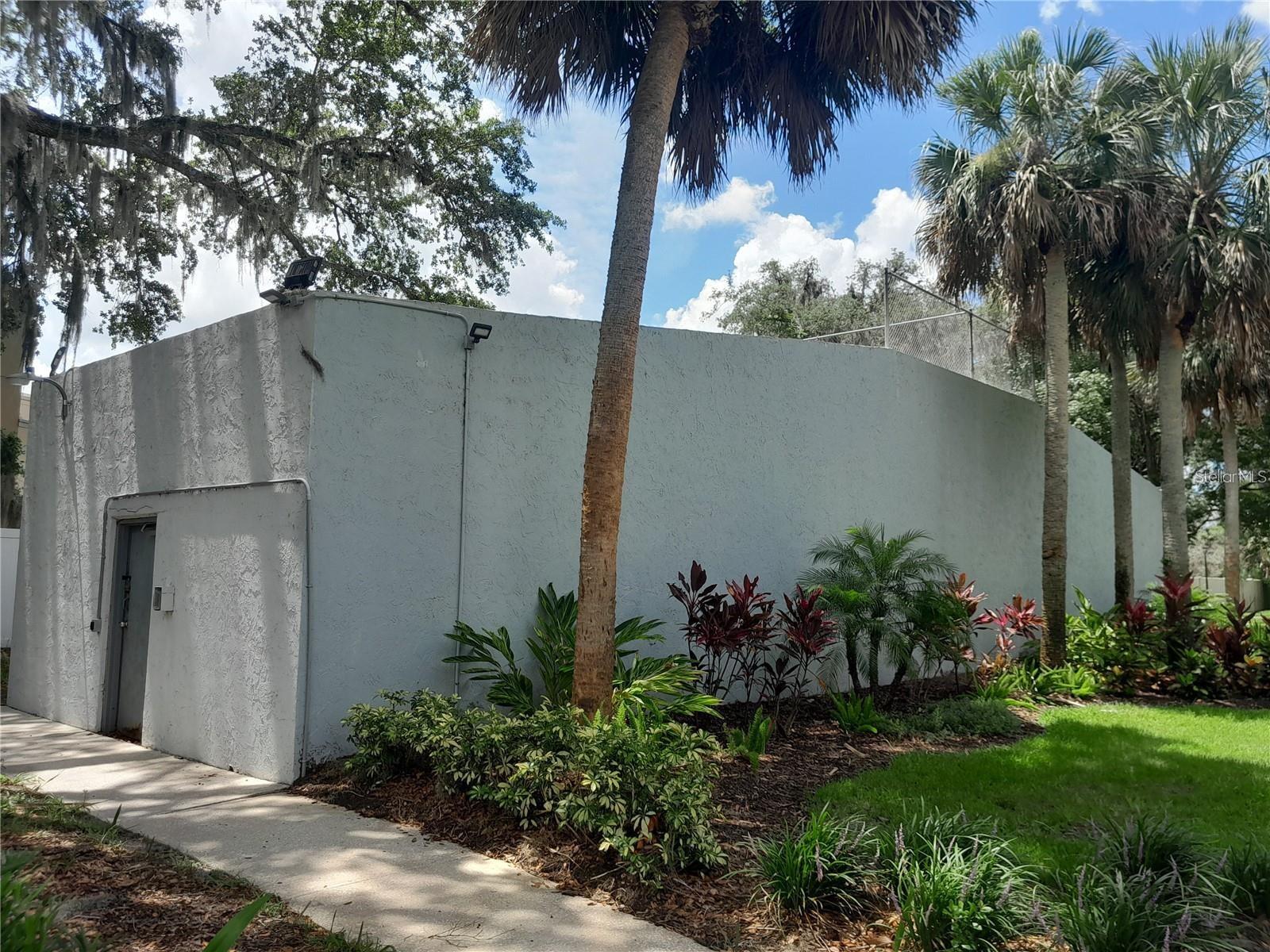 NORTHLAKE VILLAGE CONDO 8 - Residential