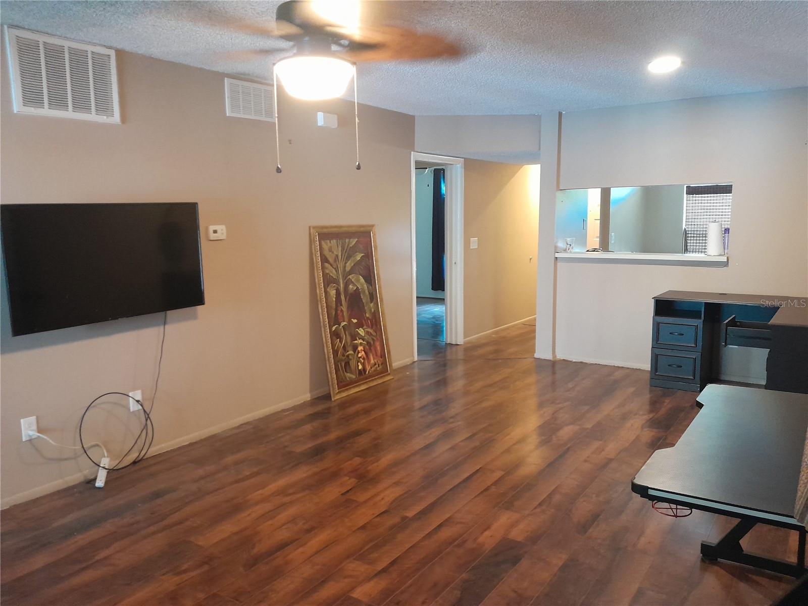 NORTHLAKE VILLAGE CONDO 8 - Residential