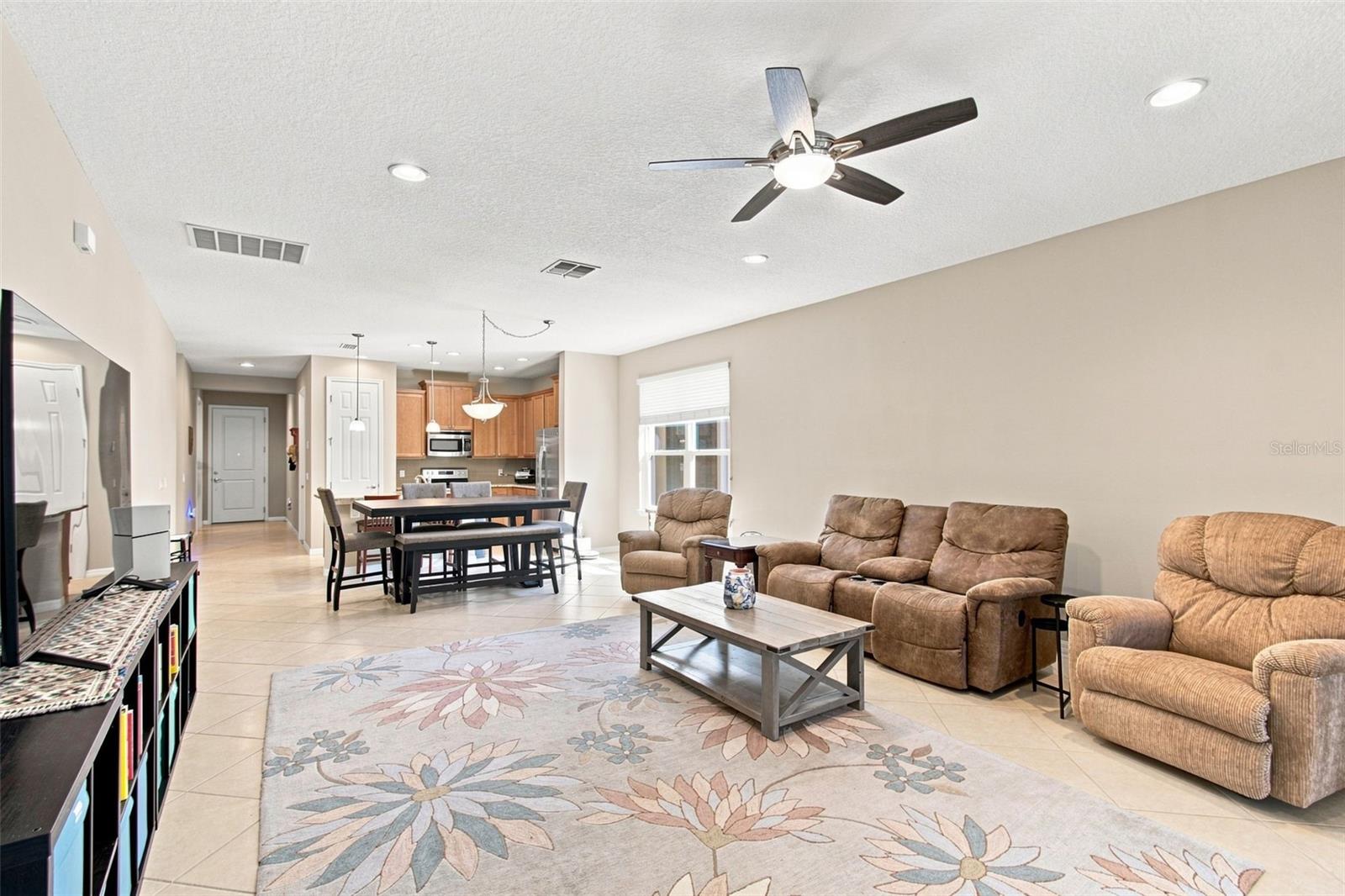 1055 HARBOR RIDGE DRIVE