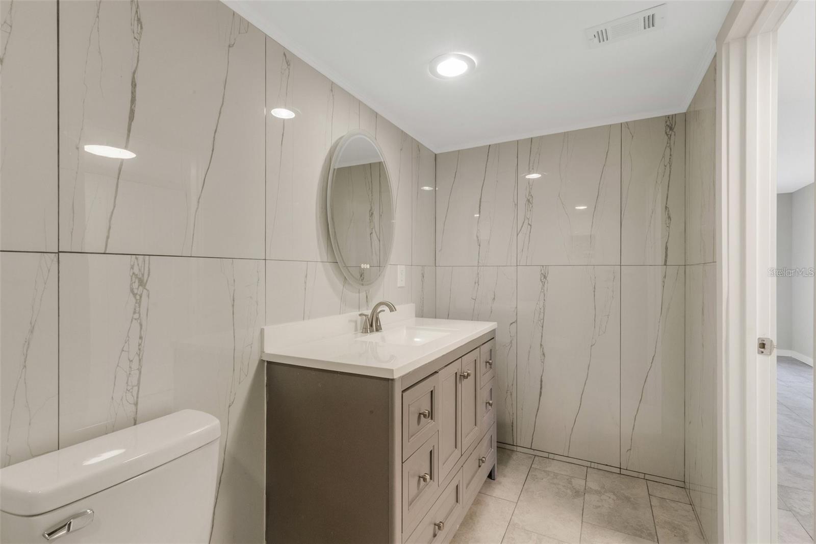 TERRACES OF FOREST LAKES - Residential Lease